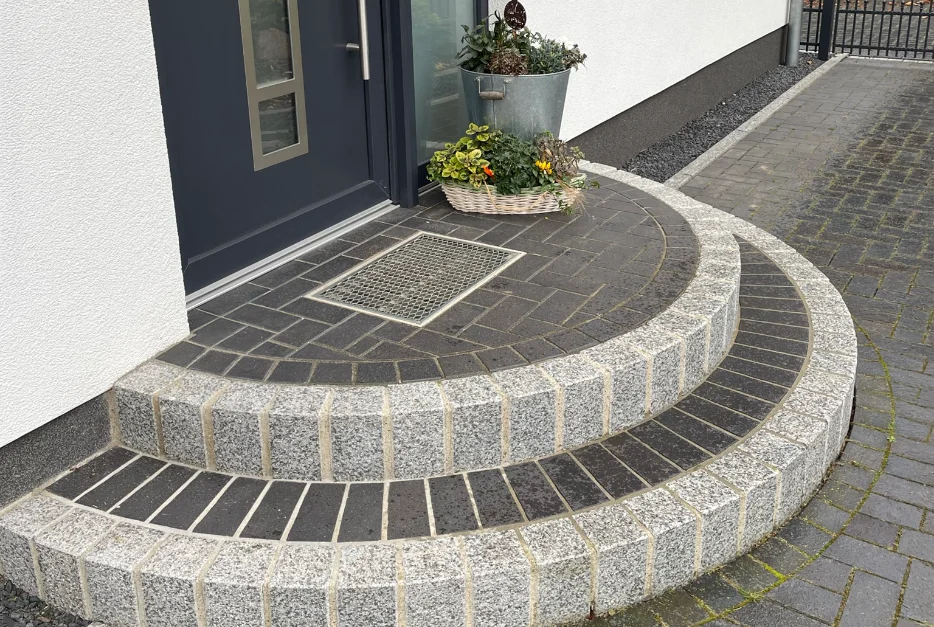 Sonstige Pflaster- (2)