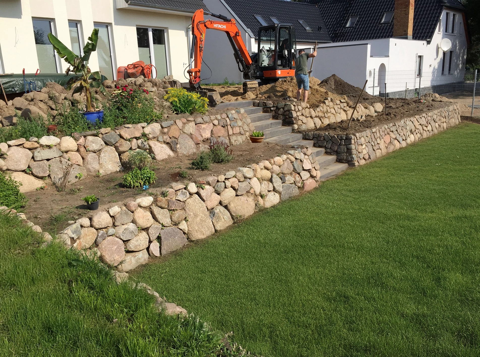 Natursteinmauer_bearbeitet